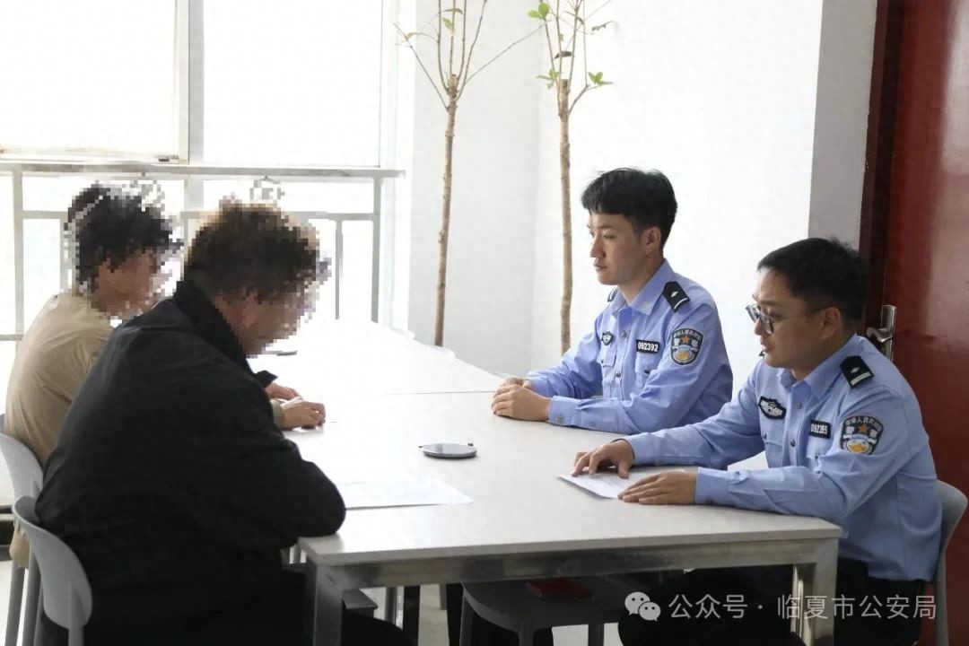 1f475872163e495690a52cc302627d36~tplv-tt-origin-web_gif.jpeg